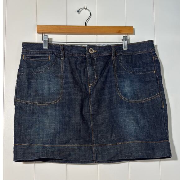 Tommy Hilfiger Denim Mini Skirt – Y2K Dark Wash Low Rise Jean Skirt Large - Picture 1 of 10